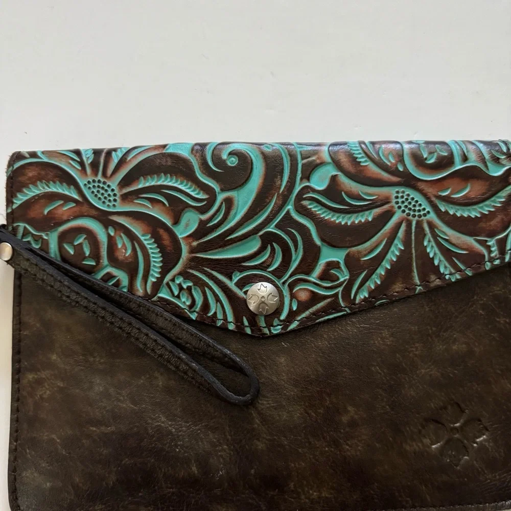 Patricia Nash Turquoise Tooled Leather Envelope Clutch Wristlet - Picture 4 of 6
